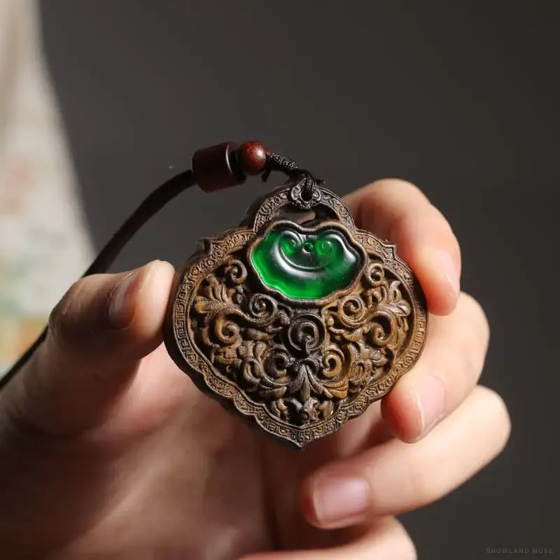 Green Agate & Textile Cord Buddha Carved Necklace