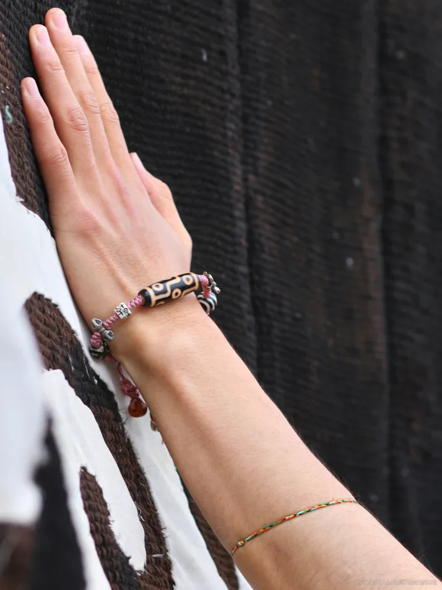 Agate, Dzi-Style Bead & Thokcha Handwoven Bracelet